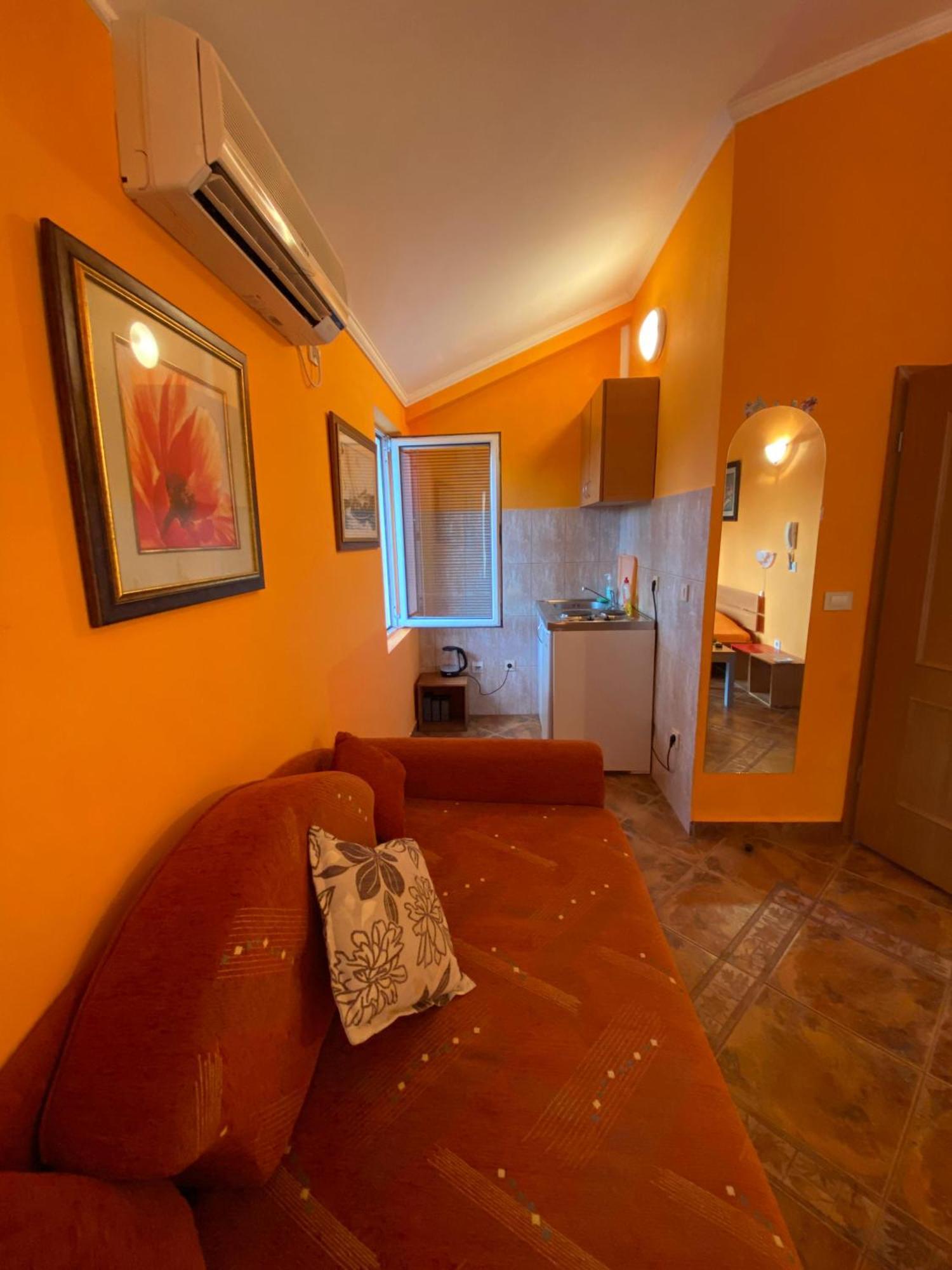 Markovic Aparthotel - Budva Becici Hotel Kültér fotó
