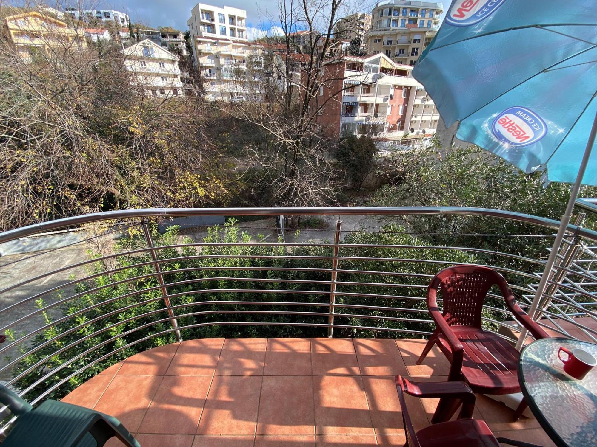 Markovic Aparthotel - Budva Becici Hotel Kültér fotó
