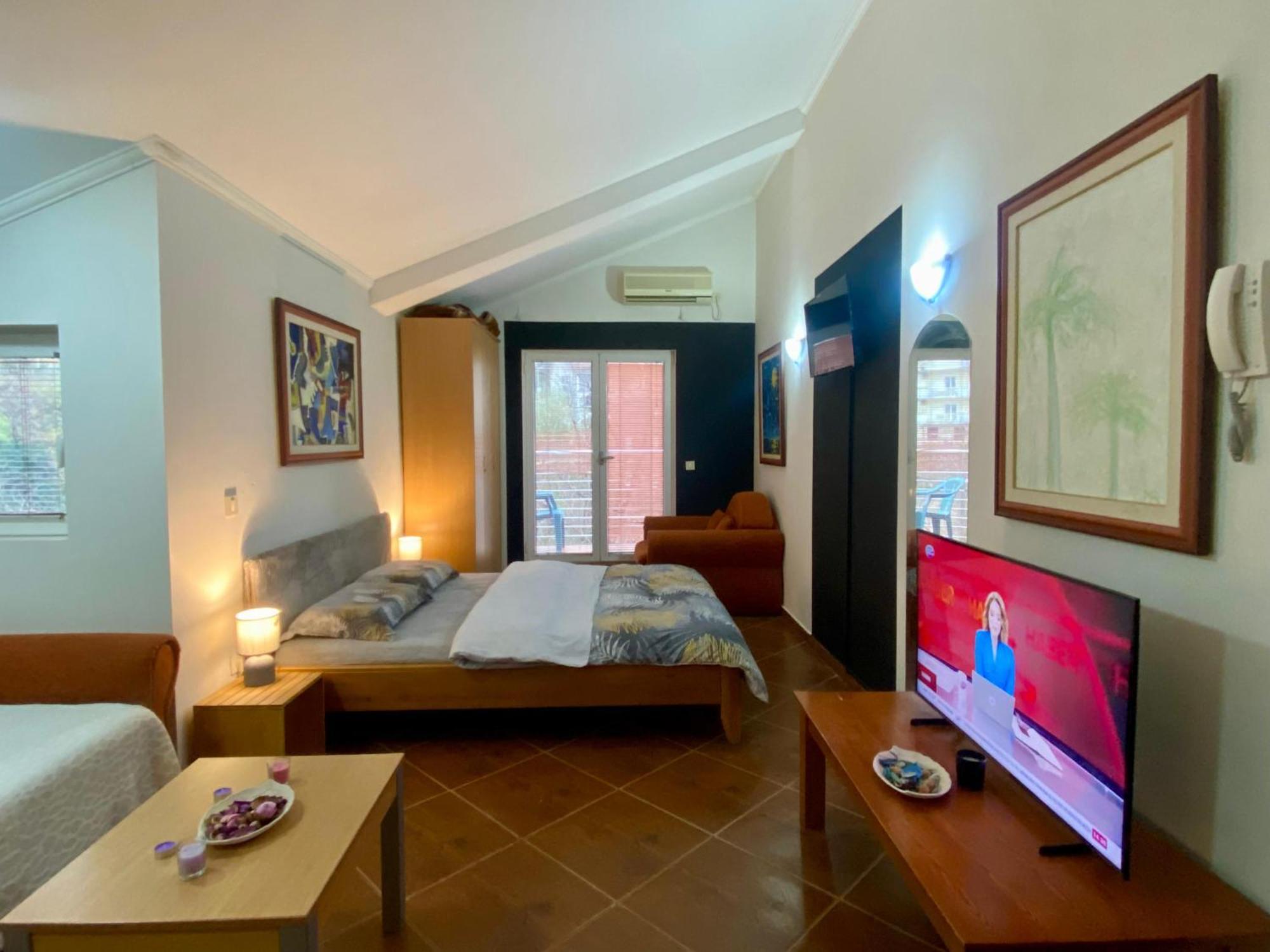 Markovic Aparthotel - Budva Becici Hotel Kültér fotó