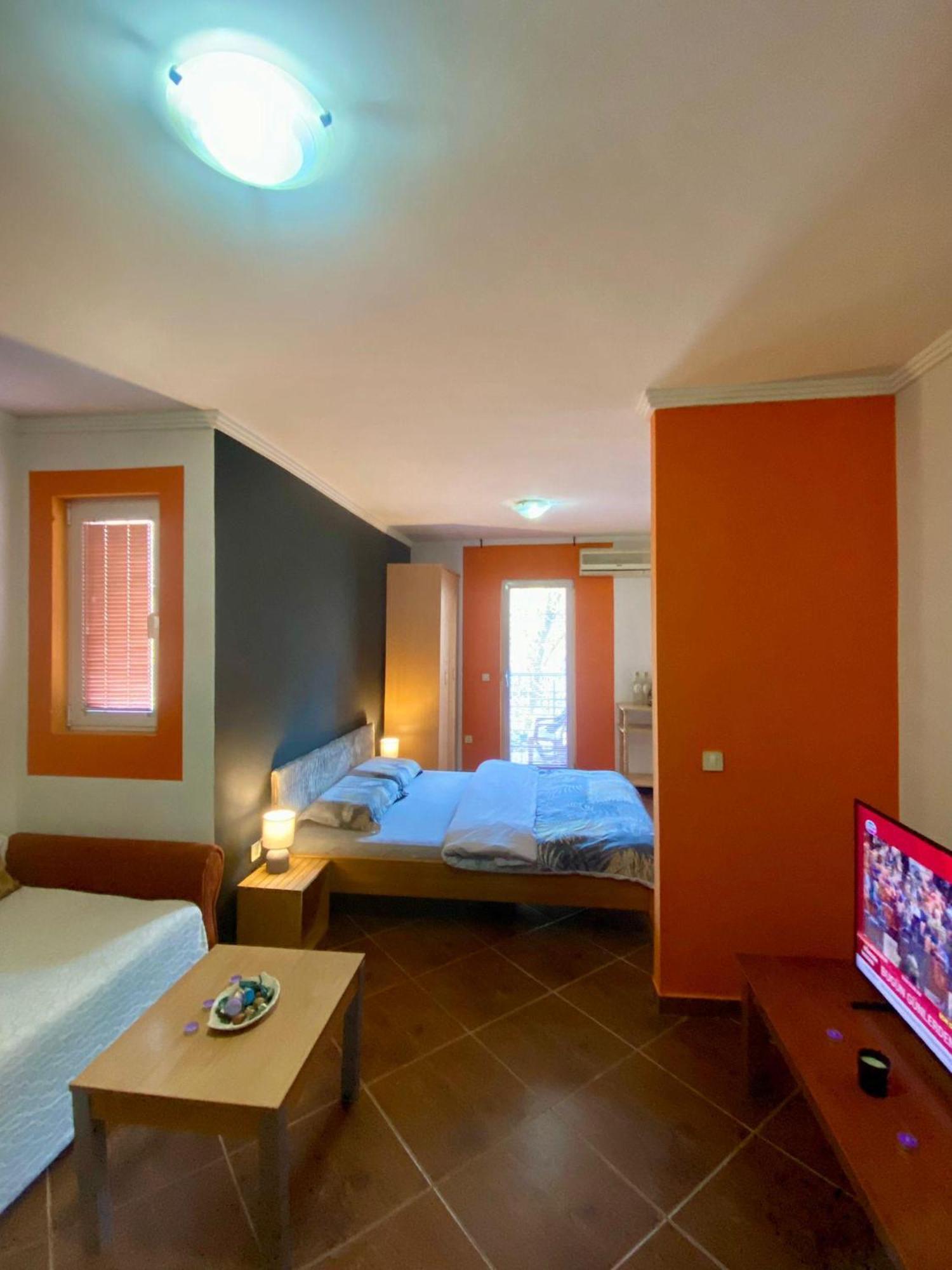 Markovic Aparthotel - Budva Becici Hotel Kültér fotó