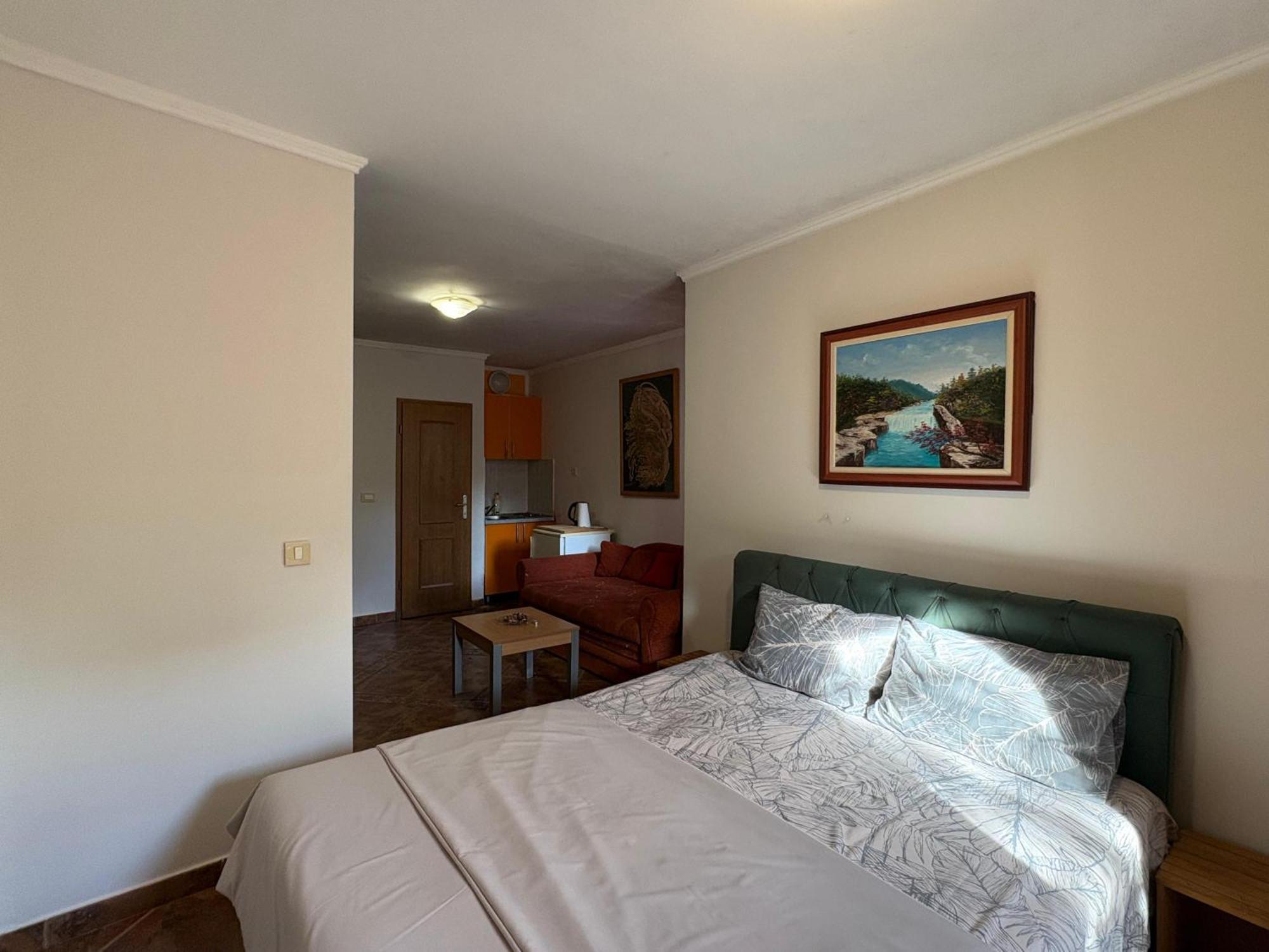 Markovic Aparthotel - Budva Becici Hotel Kültér fotó