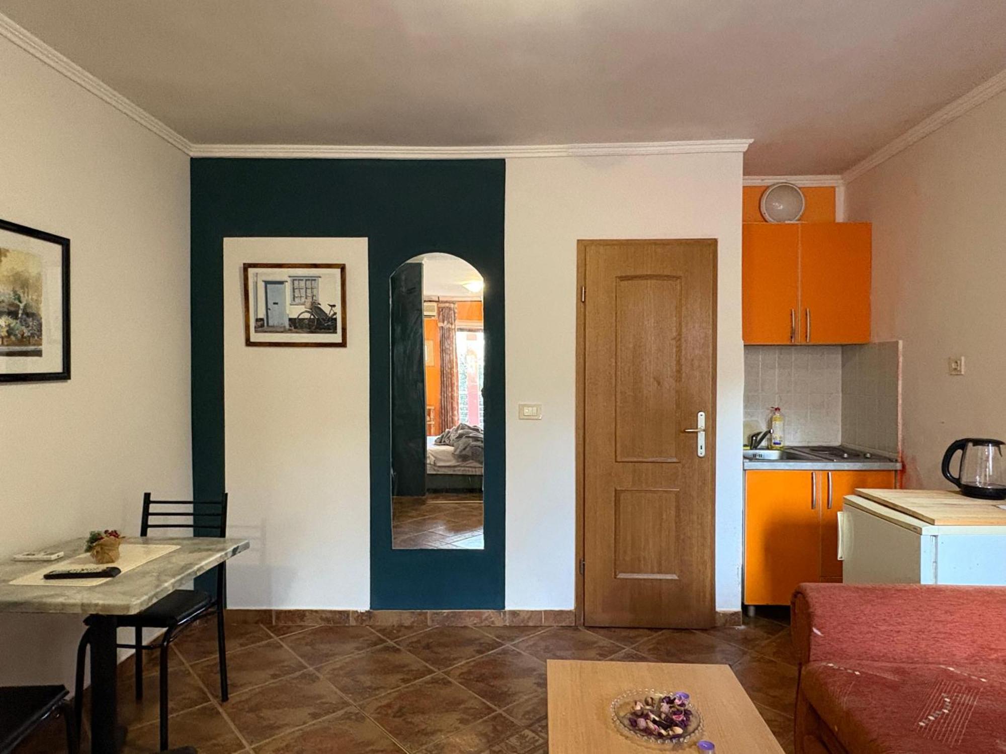 Markovic Aparthotel - Budva Becici Hotel Kültér fotó