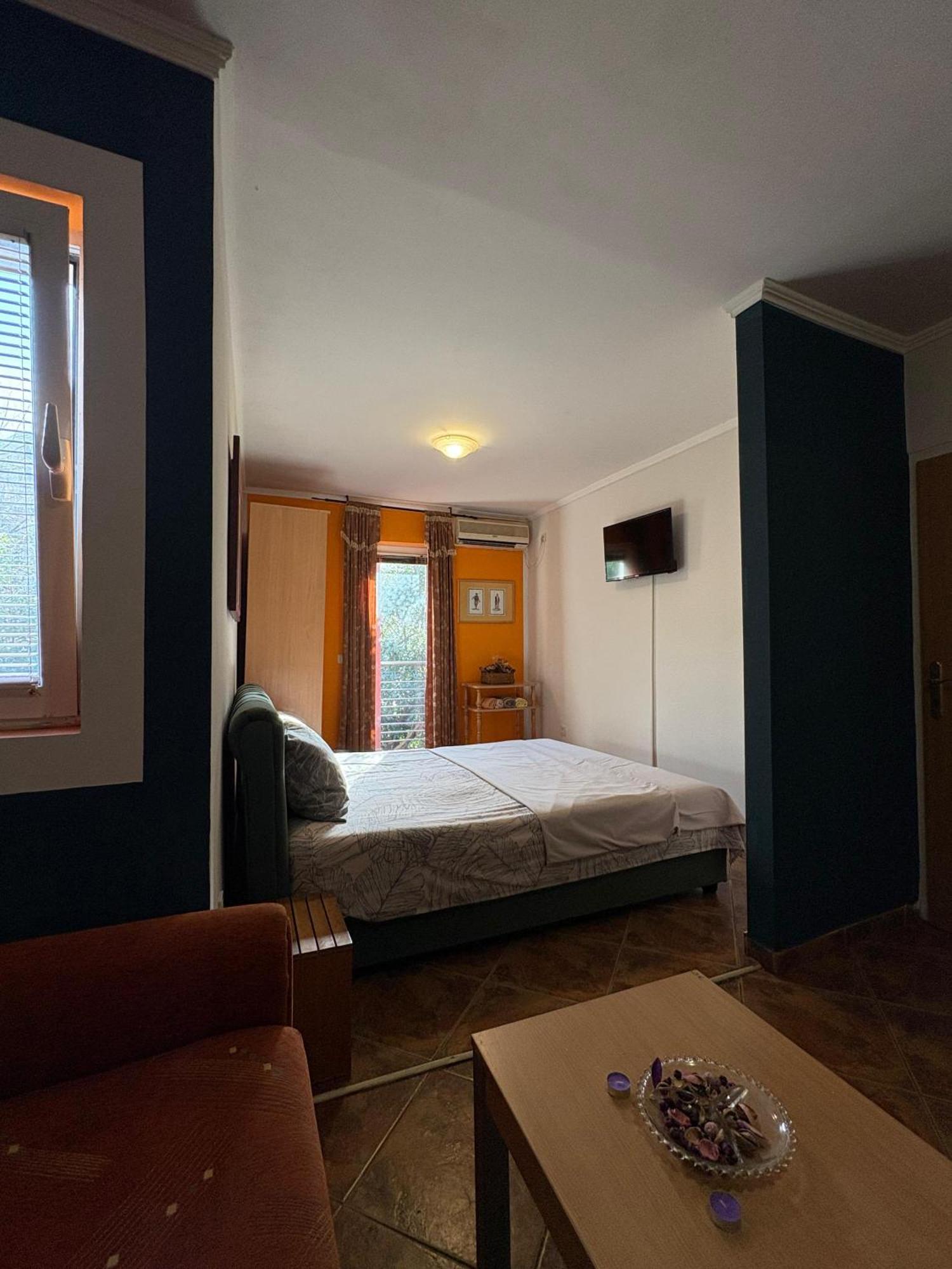 Markovic Aparthotel - Budva Becici Hotel Kültér fotó